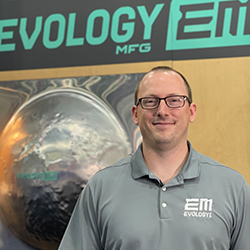 Momsen_Sean_Headshot